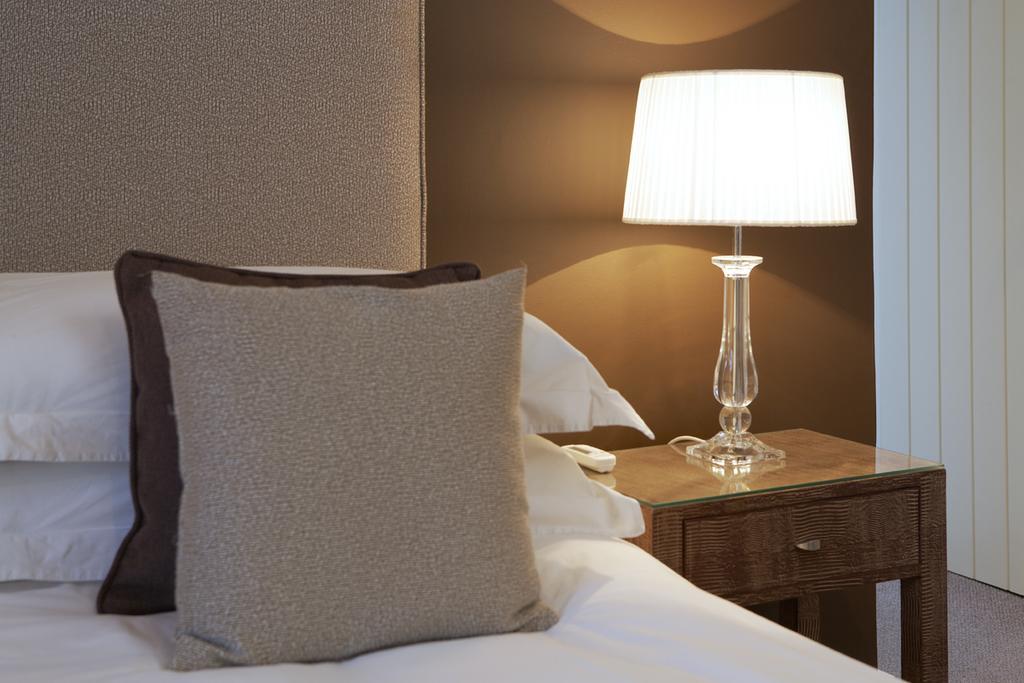 Marine Square Luxury Suites Херманус Экстерьер фото